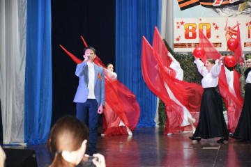 «май великий, май победный»: в Велиже состоялся концерт, посвященный 80-летию Победы - фото - 14