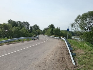 открыто круглосуточное движение легкового транспорта через мост в селе Каспля - фото - 3