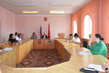 состоялось 12-ое заседание Велижского окружного Совета депутатов - фото - 4