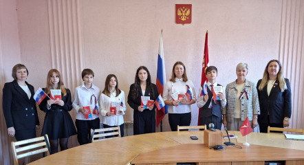 вручение паспортов юным гражданам Велижского района - фото - 7