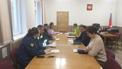 состоялось очередное заседание комиссии по обеспечению безопасности дорожного движения - фото - 2