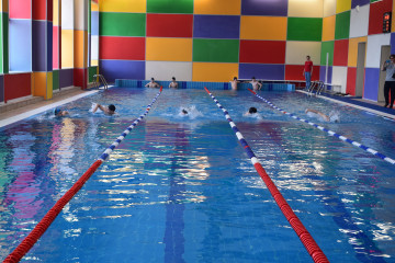 режим работы бассейна в праздничные дни - фото - 1