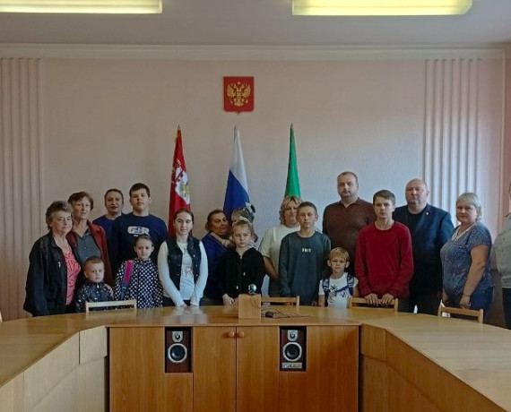 акция «Соберем ребенка в школу» - фото - 4