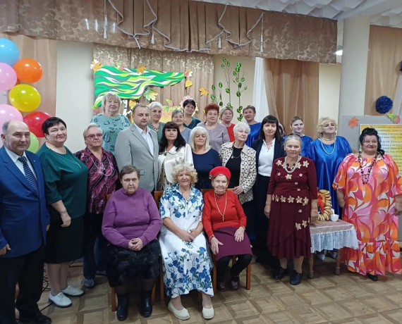 в музыкальной гостиной Дома культуры состоялось трогательное и незабываемое мероприятие, посвящённое Дню пожилого человека - фото - 1
